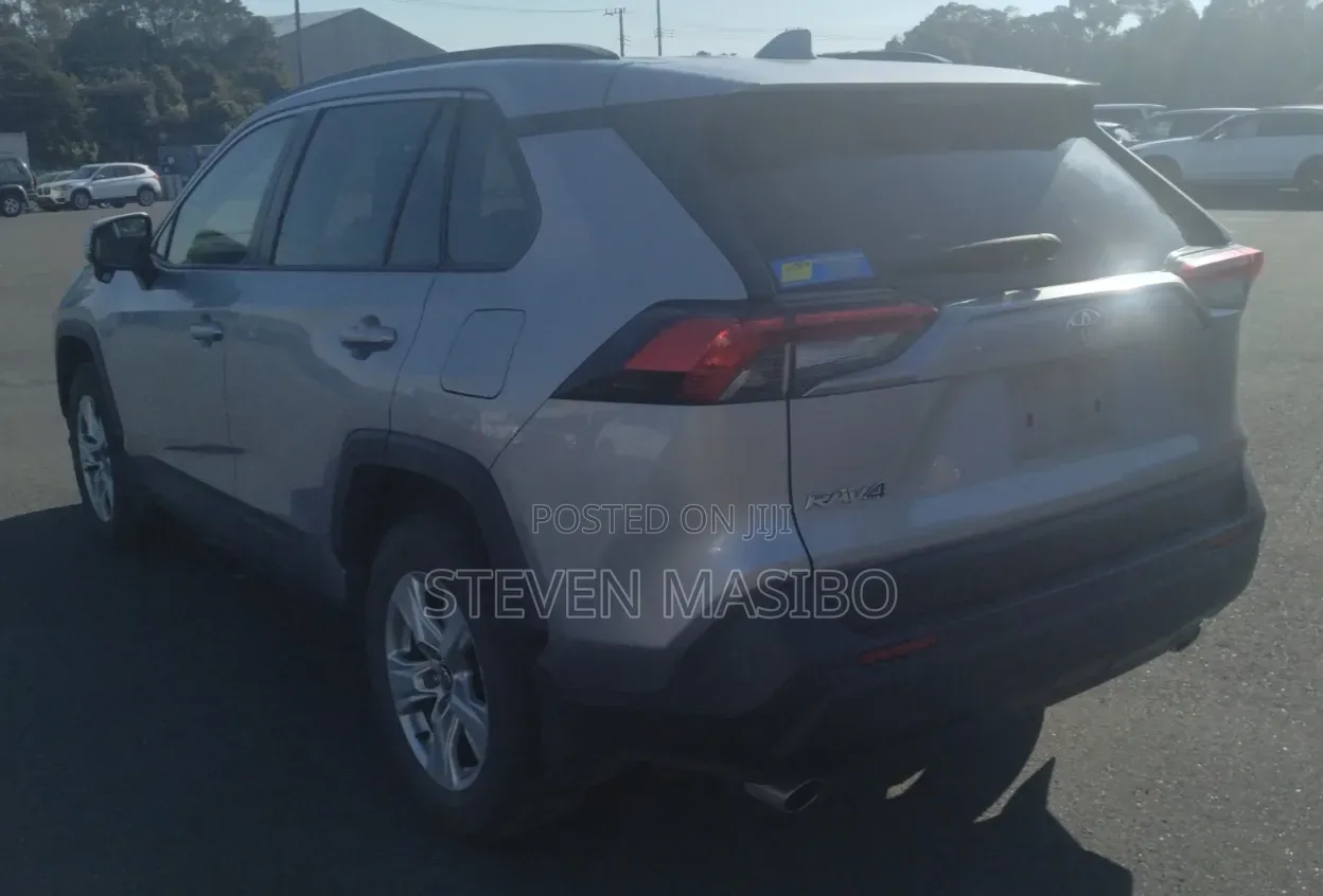 Toyota RAV4 2020 Silver