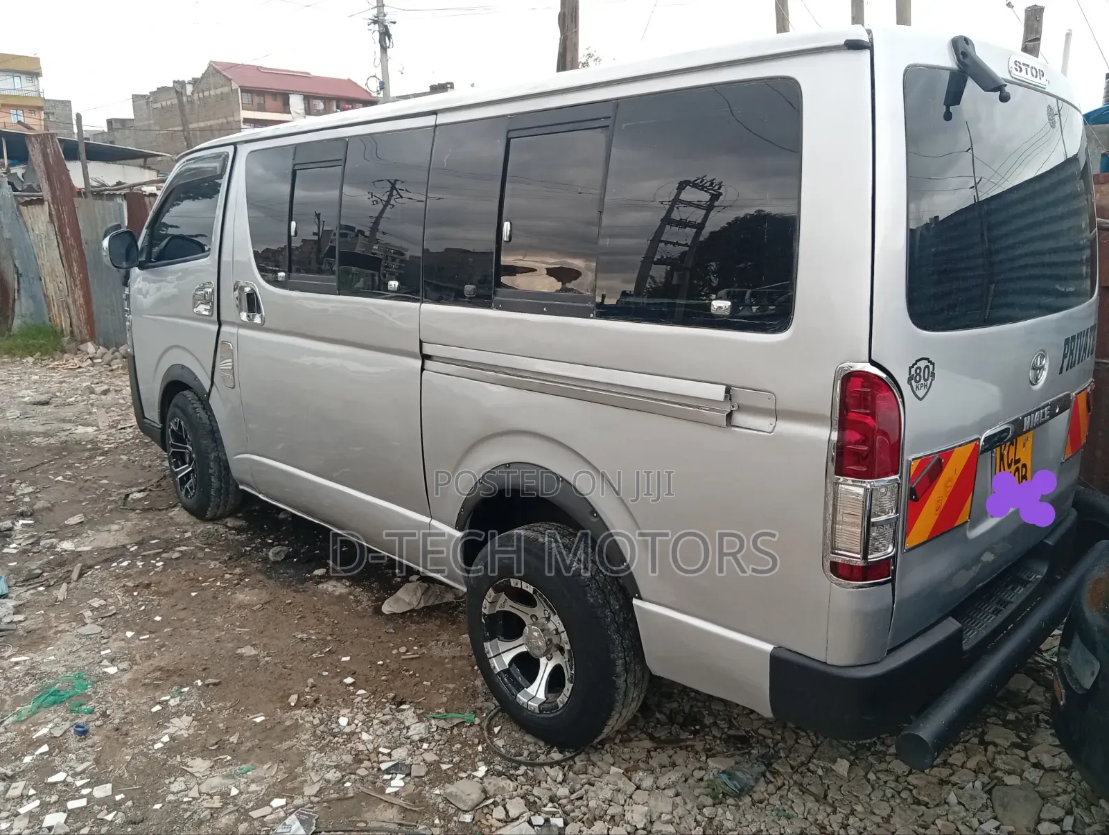 Toyota HiAce 2015 Silver