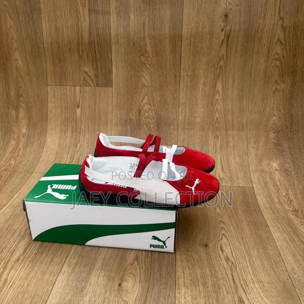 Puma
Speedcat Ballet Flats
Sizes 36-42 - thumbnail 10