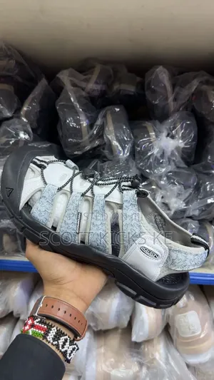 Keen Opens Unisex