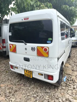 Suzuki Every Wagon 2017 White