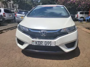 Honda Fit 2017 Off white