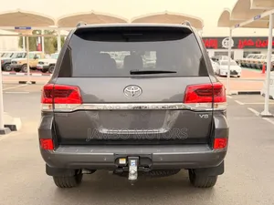 Toyota Land Cruiser 4.5 V8 TD 2020 Gray