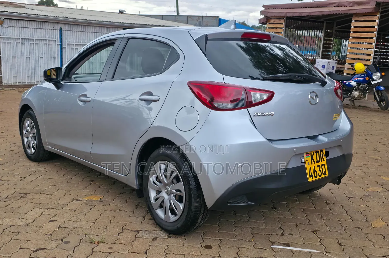 Mazda Demio 2018 Silver