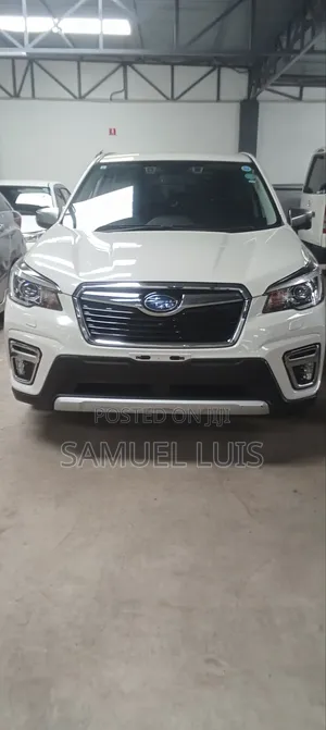 Subaru Forester 2019 White