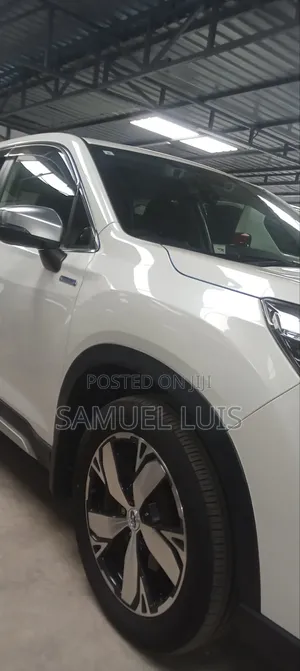 Subaru Forester 2019 White