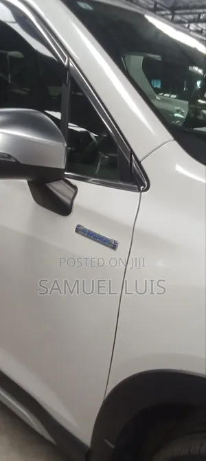 Subaru Forester 2019 White
