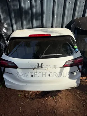 Honda Vezel X-Japan Boot Door