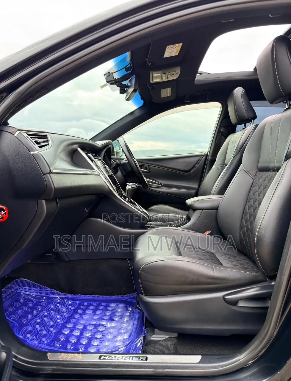 Toyota Harrier 2.0 2014 Black