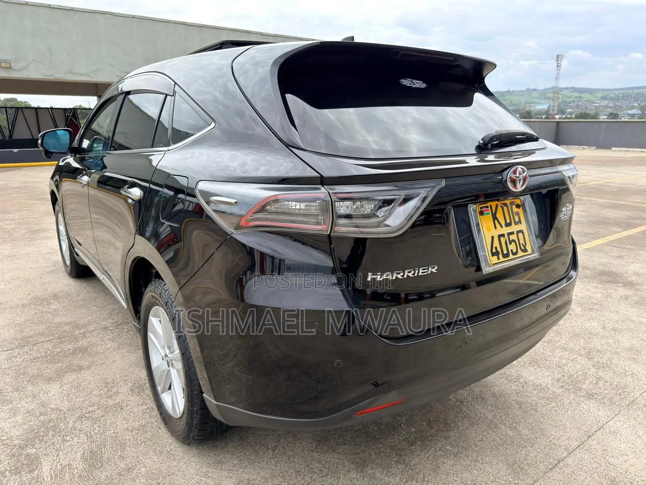 Toyota Harrier 2.0 2014 Black