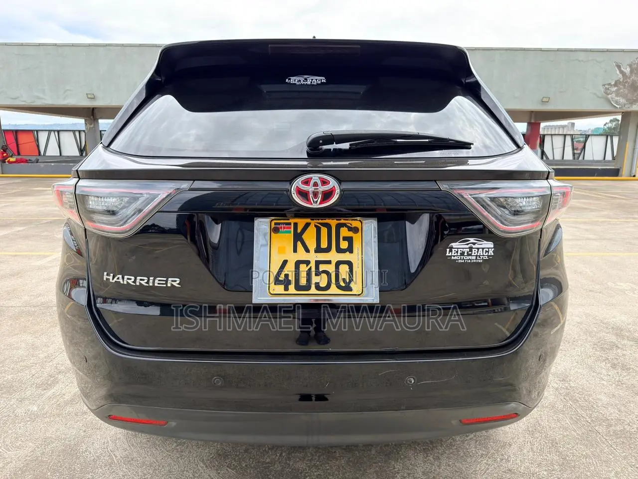 Toyota Harrier 2.0 2014 Black