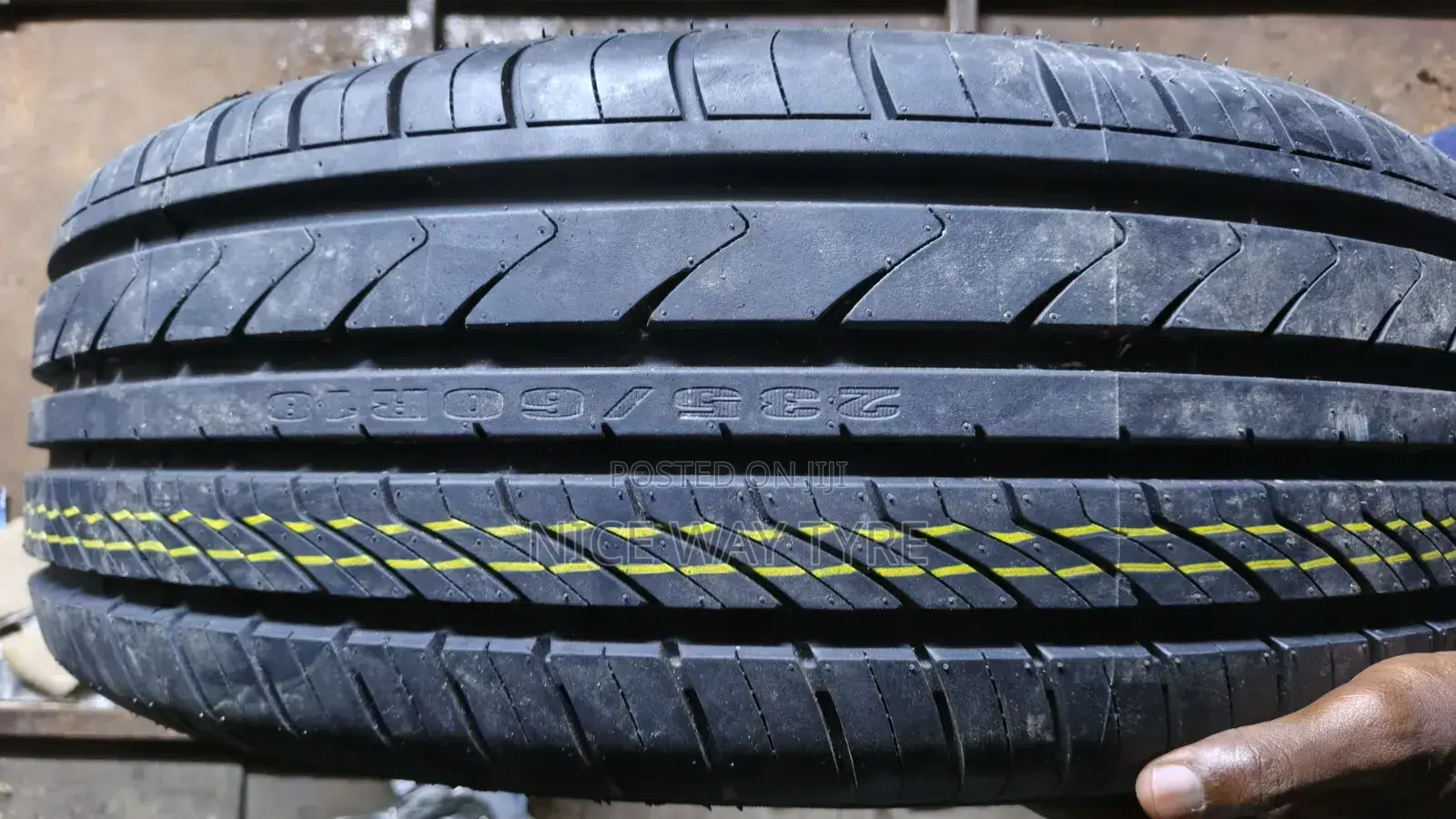 235/60r18 Mirrage