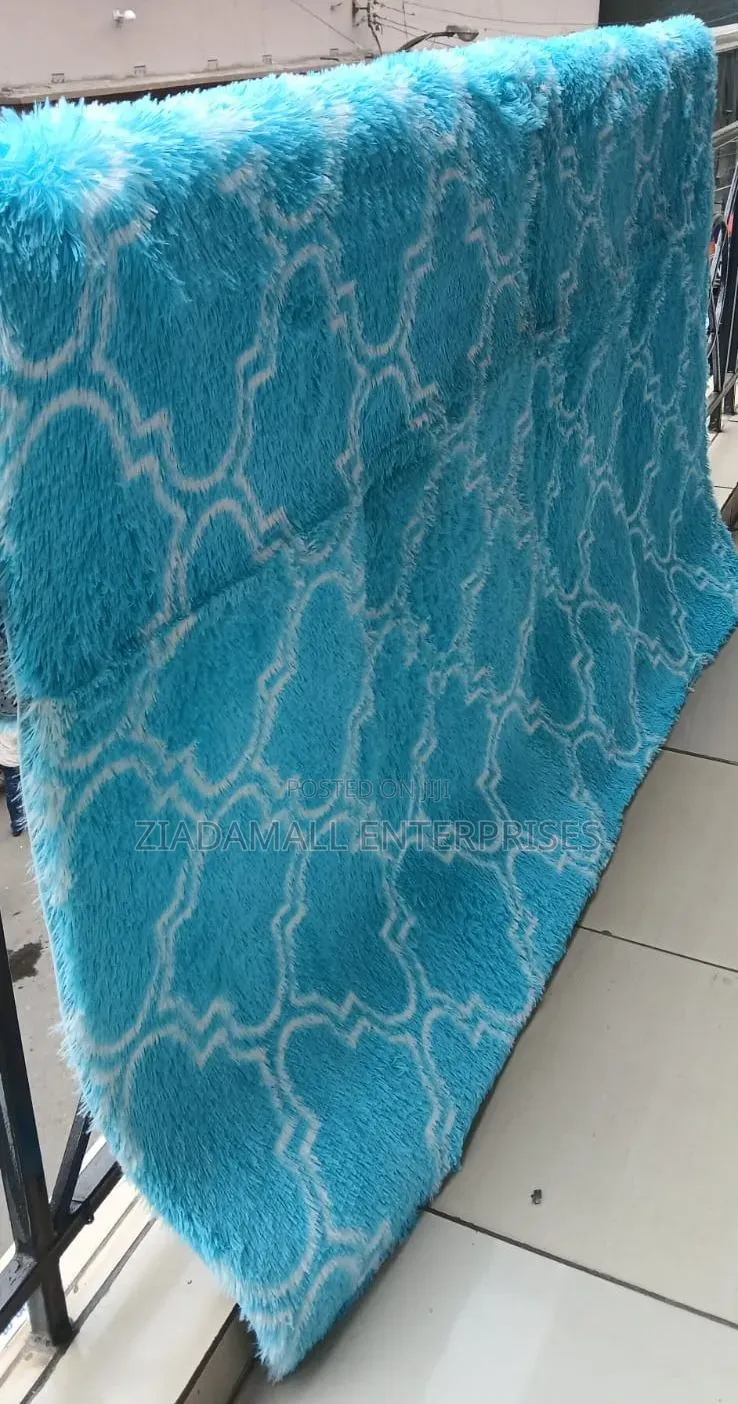 Fluffy Carpet Elegant 5×8 Fluffy Rug – Comfort Meets Style