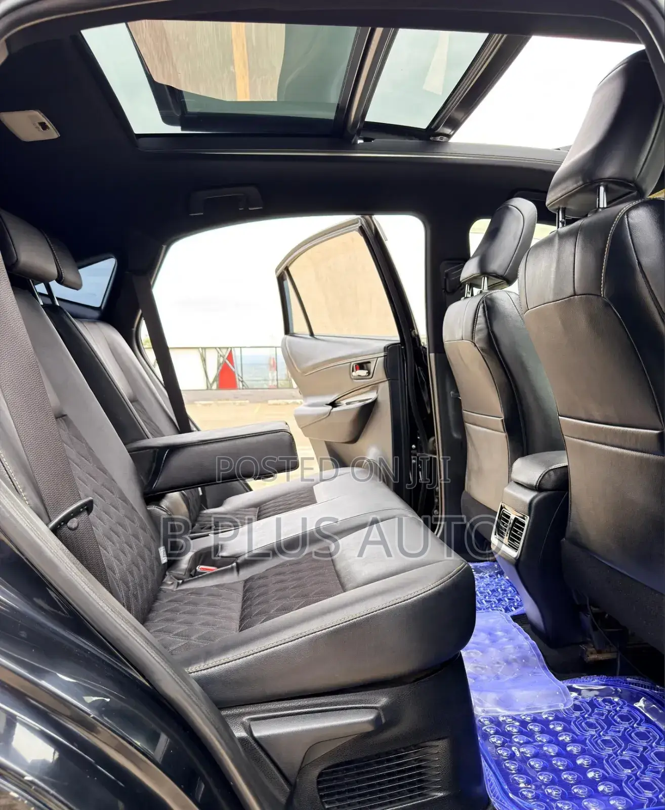 Toyota Harrier 2.0 2015 Black