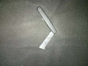Grafting Knife With Plastic Handle