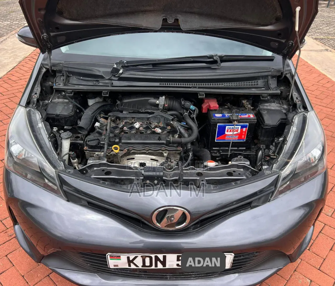 Toyota Vitz 2016 Gray