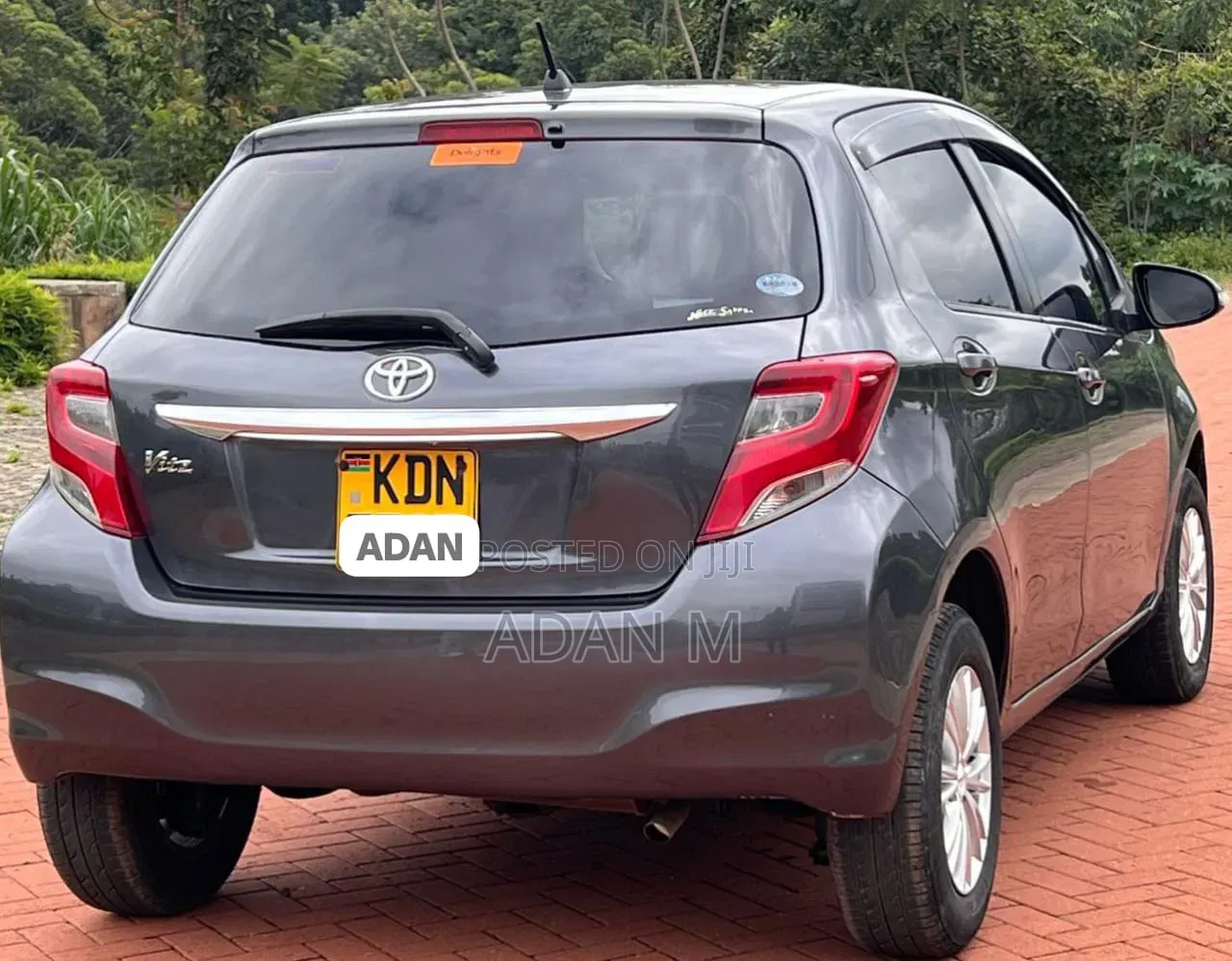 Toyota Vitz 2016 Gray