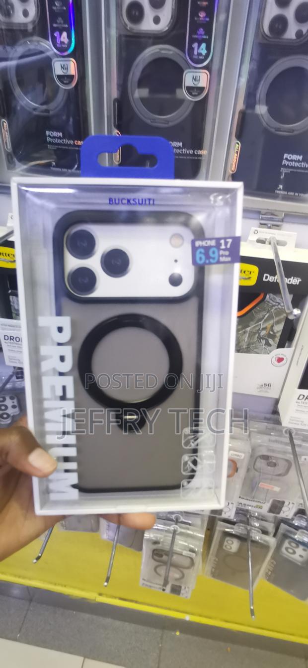 iPhone 17 Pro Max Built-in Flush Magnetic Ring Cover