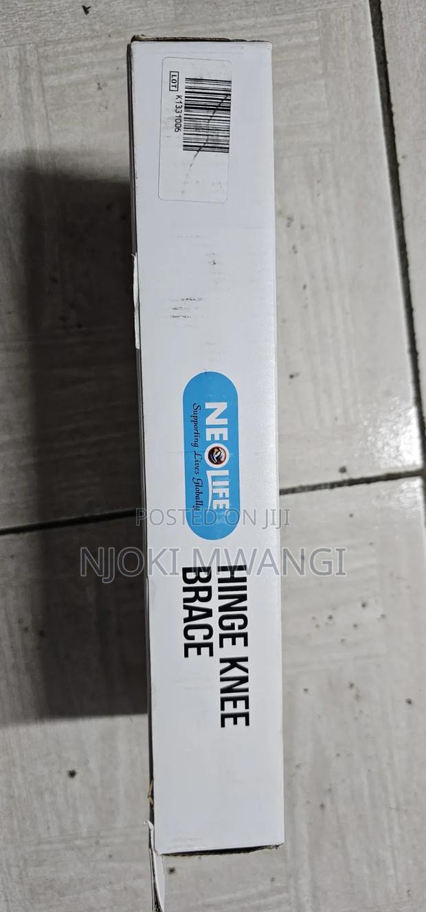 Hinged Knee Brace - thumbnail 5
