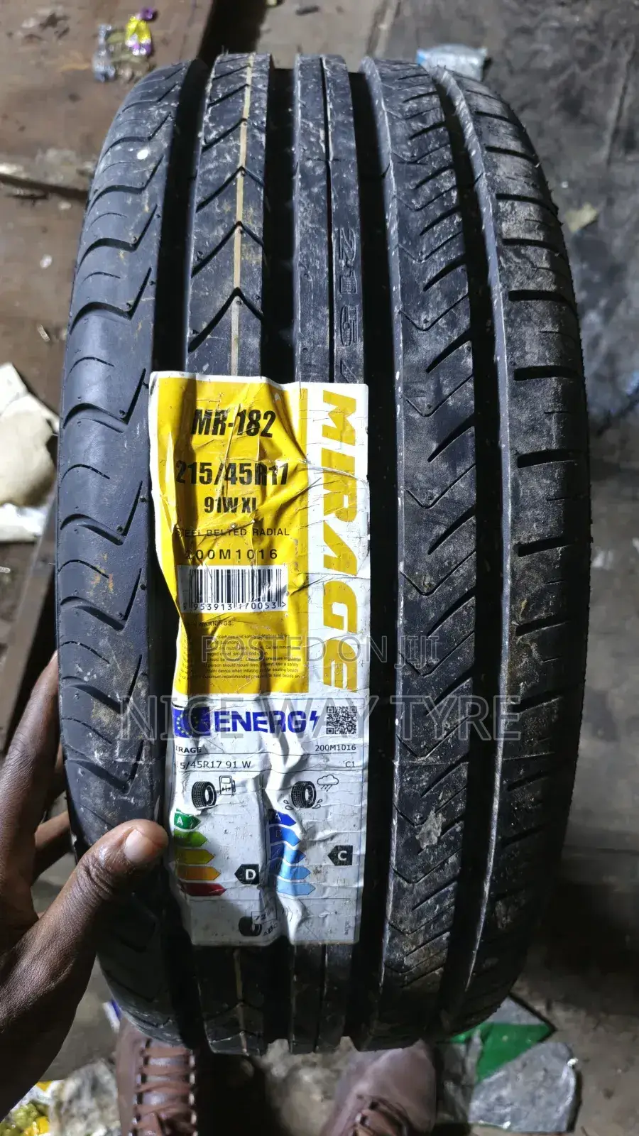 215/45r17 Mirage