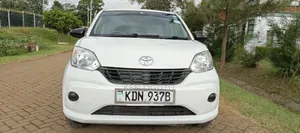 Toyota Passo 1.0 AWD 2016 Pearl