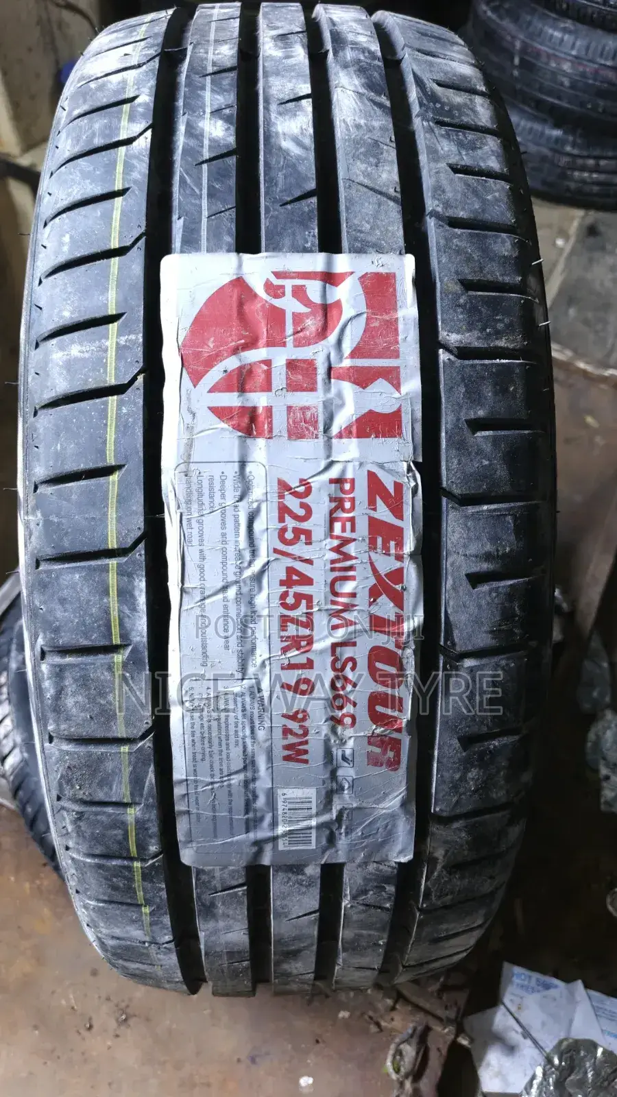225/45r19 Zextour