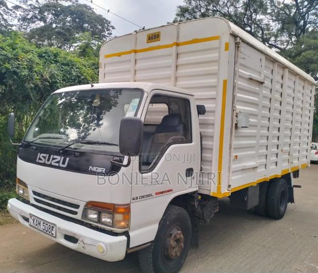 Isuzu NQR Cover Body 2000 White - thumbnail 2