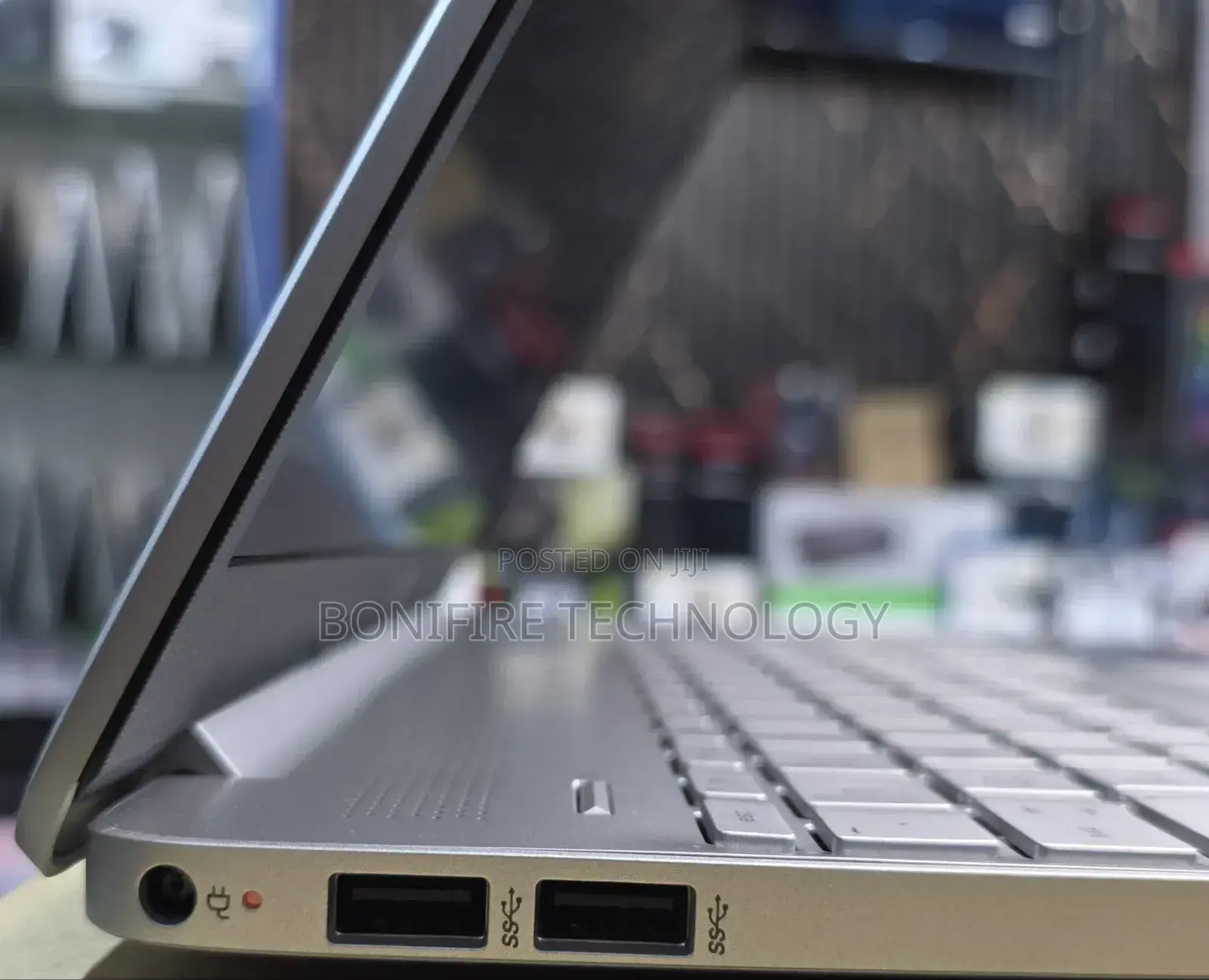 Laptop HP 15S 8GB AMD Ryzen 7 SSD 512GB