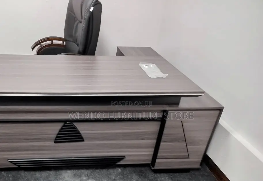 Office Desk; 1.6 Meters Executive Senators Office Desks