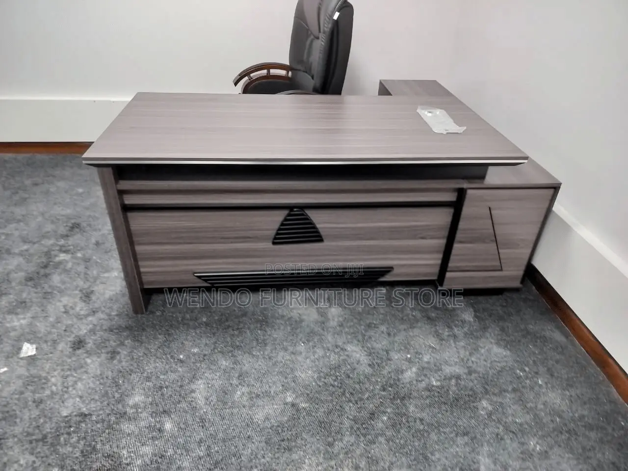 Office Desk; 1.6 Meters Executive Senators Office Desks