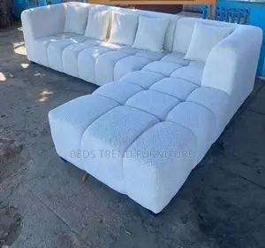 6 Seater Luxury White Modular Bubble Sofa.