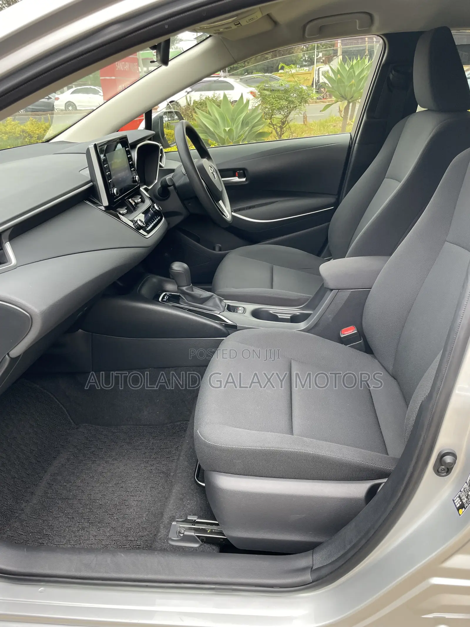Toyota Corolla 2020 Silver