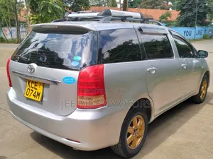 Toyota Wish 2008 Silver