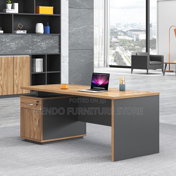 Office Desk; 1.4 Meters Executive Designed Top Notch Desk