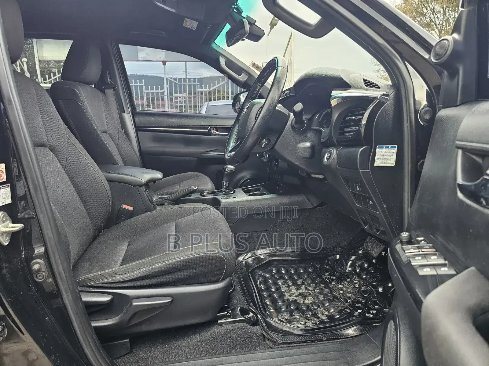 Toyota Hilux Revo Double Cab Deisel 2.4 AWD 2019 Black