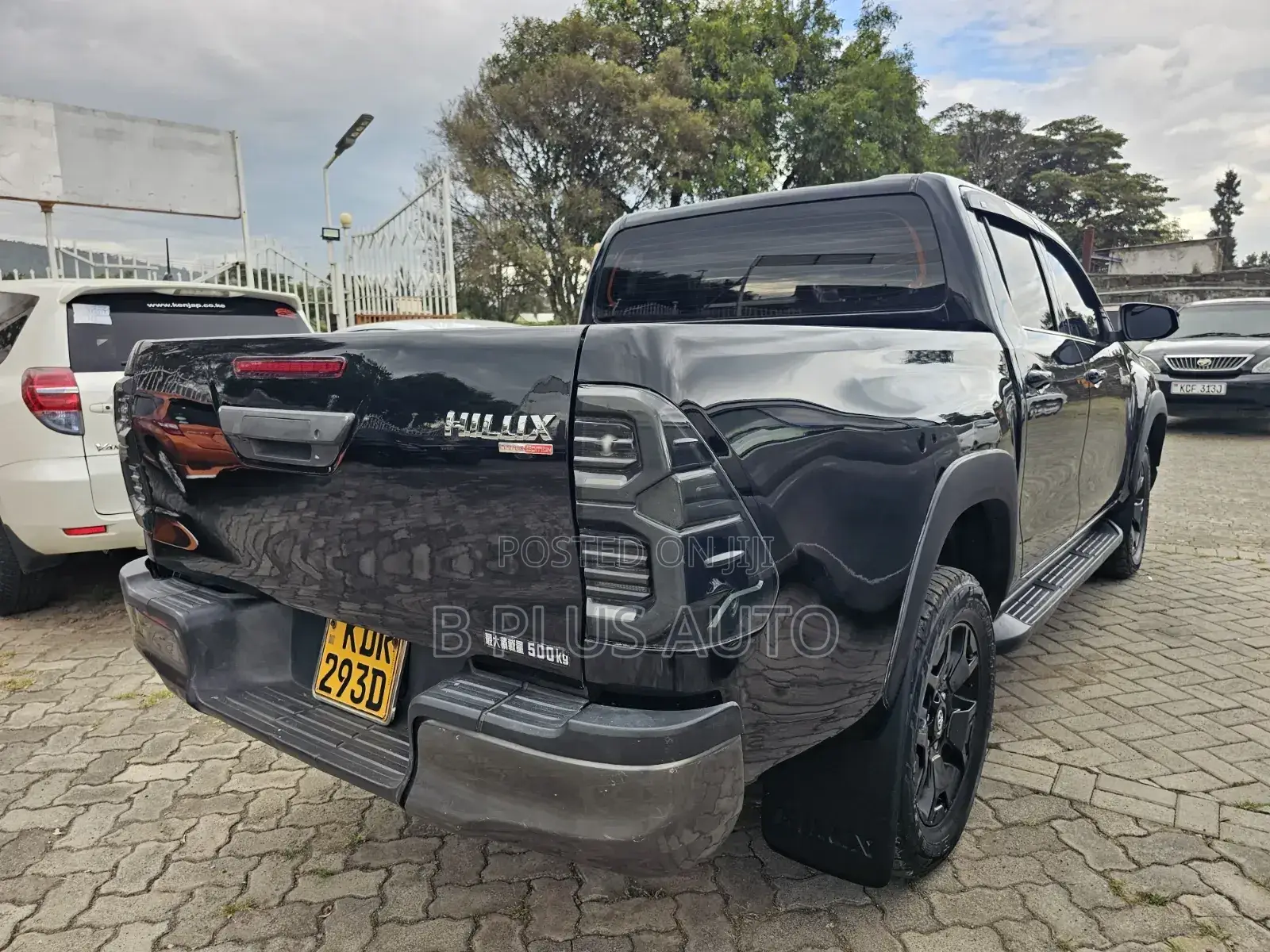 Toyota Hilux Revo Double Cab Deisel 2.4 AWD 2019 Black