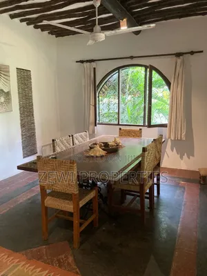 Furnished 2bdrm Villa in Diani for sale