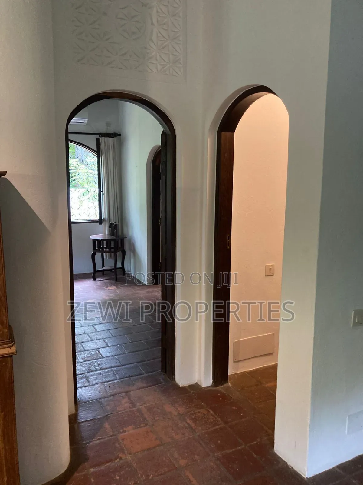 Furnished 2bdrm Villa in Diani for sale