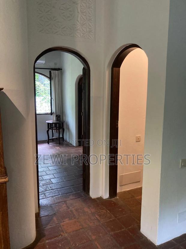 Furnished 2bdrm Villa in Diani for sale - thumbnail 7