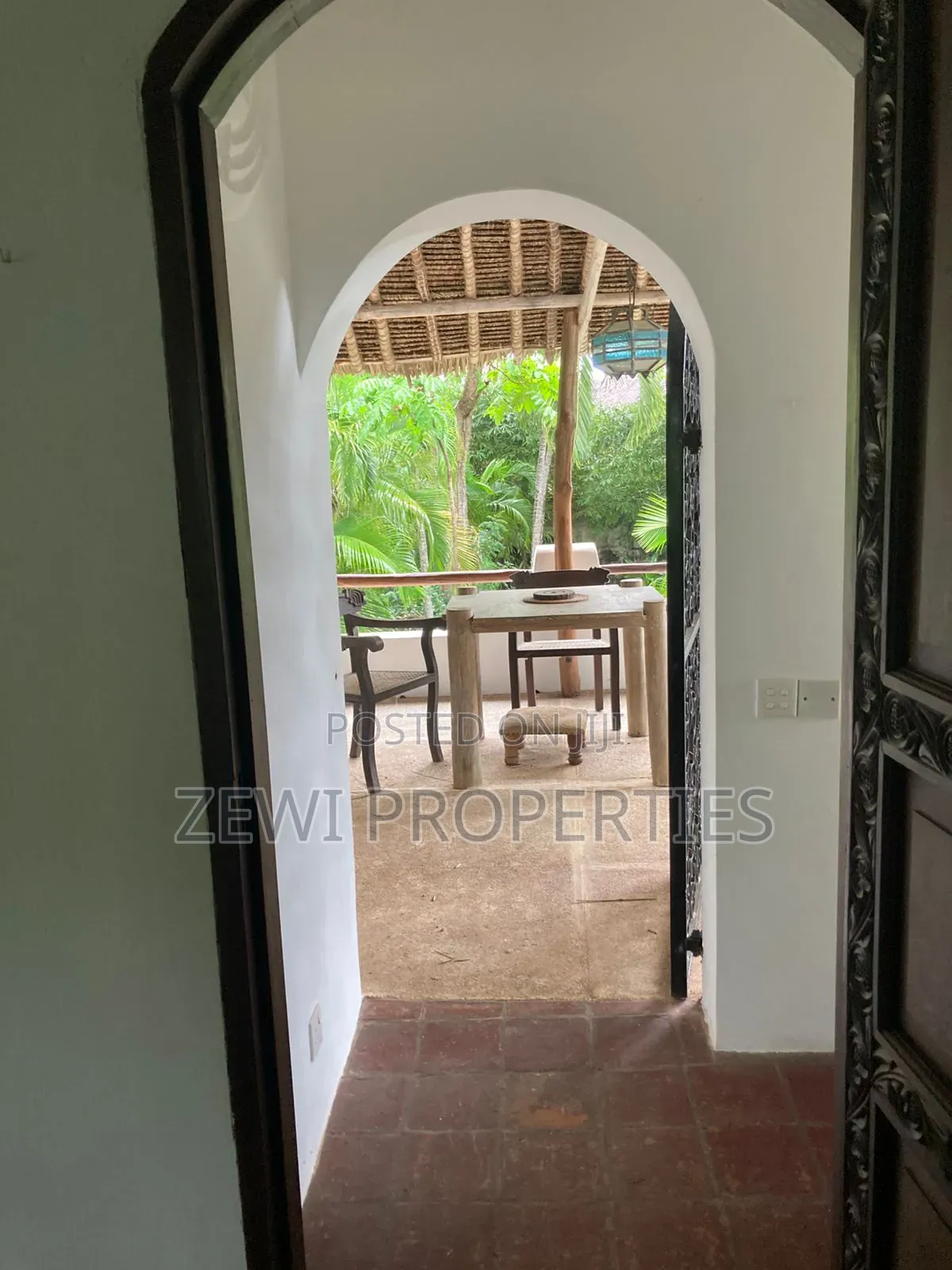 Furnished 2bdrm Villa in Diani for sale