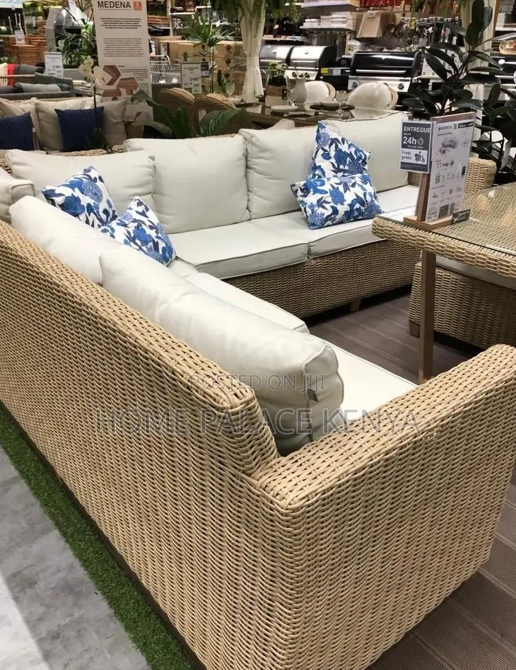 Rattan Sofa: Outdoor Garden Rattan Sofa Set With Table