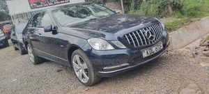 Mercedes-Benz E250 2011 Blue