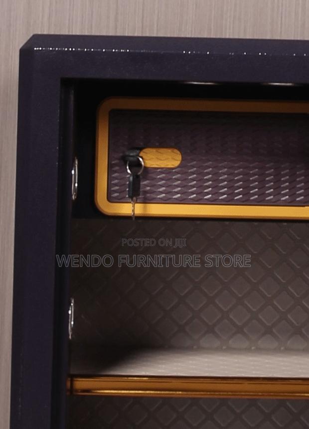 Office Safes; Heavy 60kgs Metallic Fireproof Executive Safe Boxes - thumbnail 4