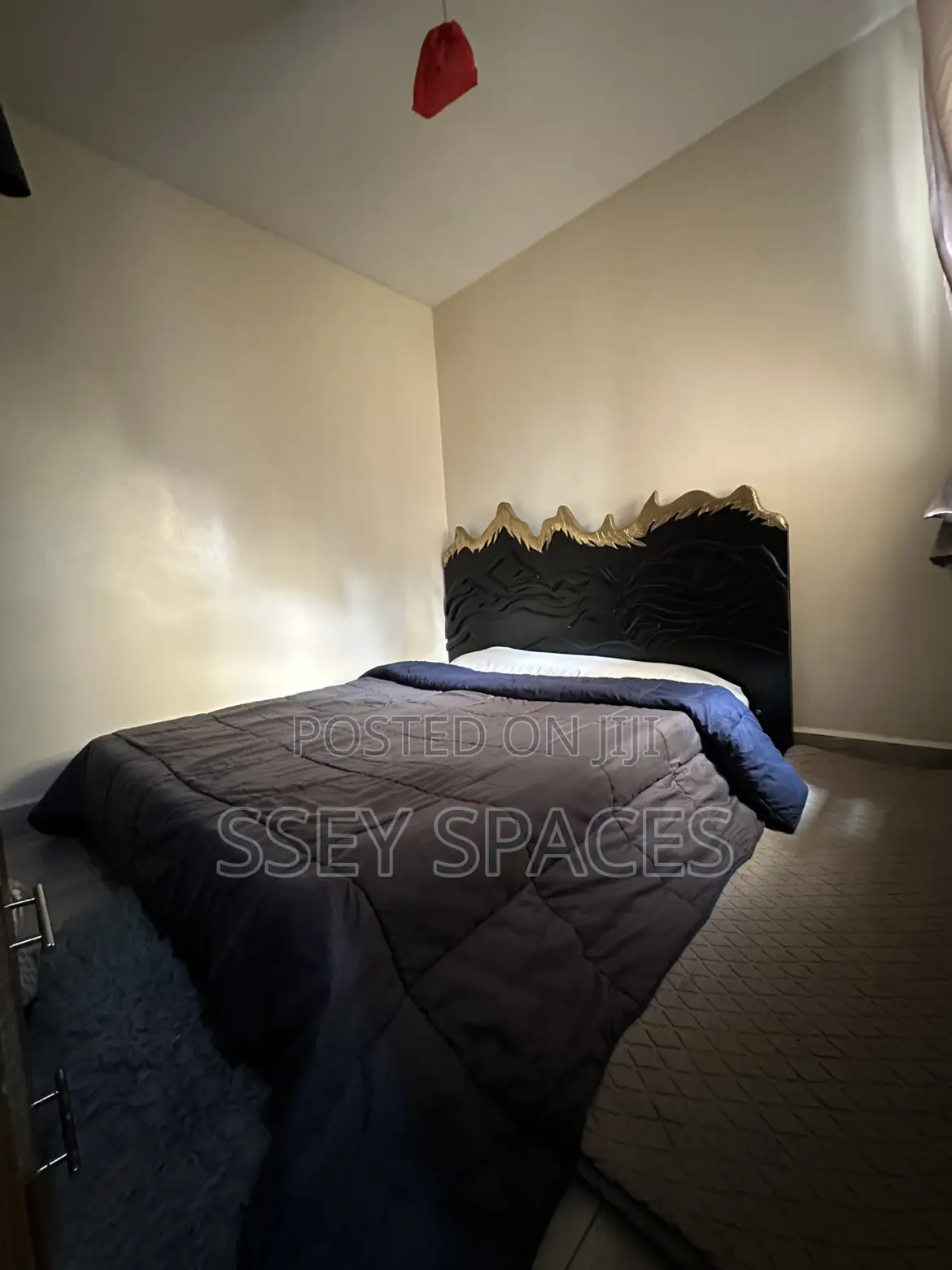 Floating Bed