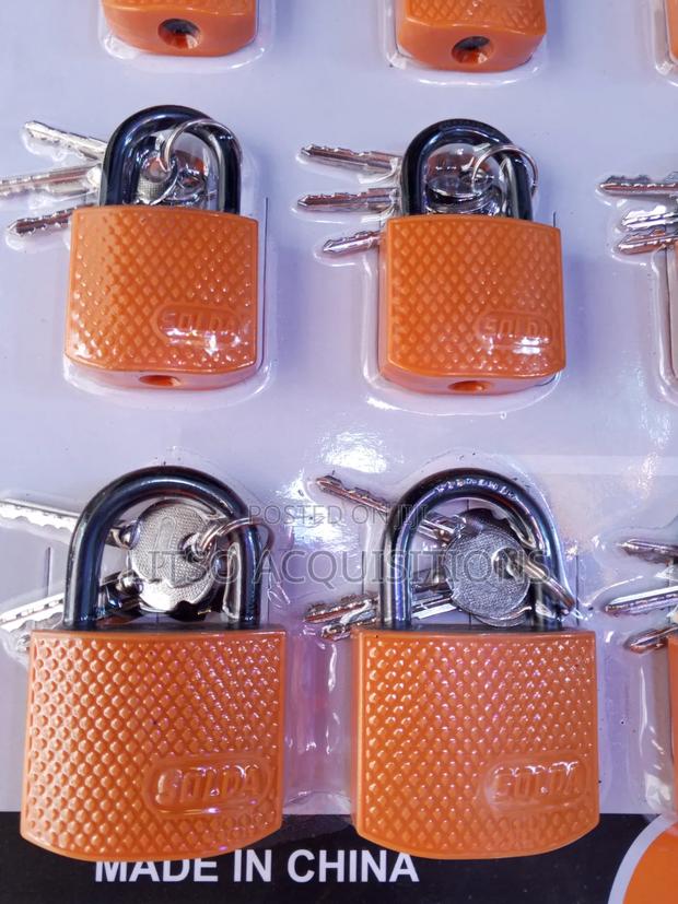 U 15 Single Padlock. - main view