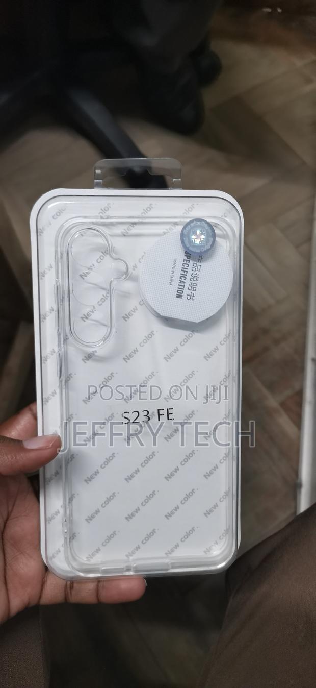 Samsung Galaxy S23 Fe Amazon Basics Back Case Cover - main view