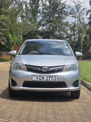 Toyota Corolla Fielder 2012