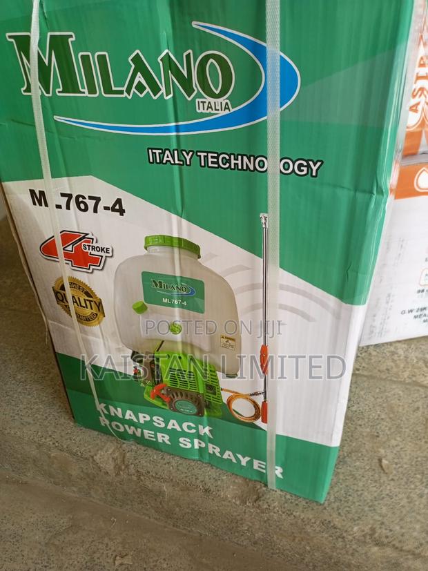 Milano Italia Petrol Knapsack Sprayer 4 Stroke 25 Litres