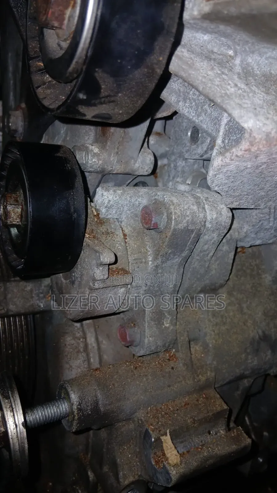 Tensioner 4b12