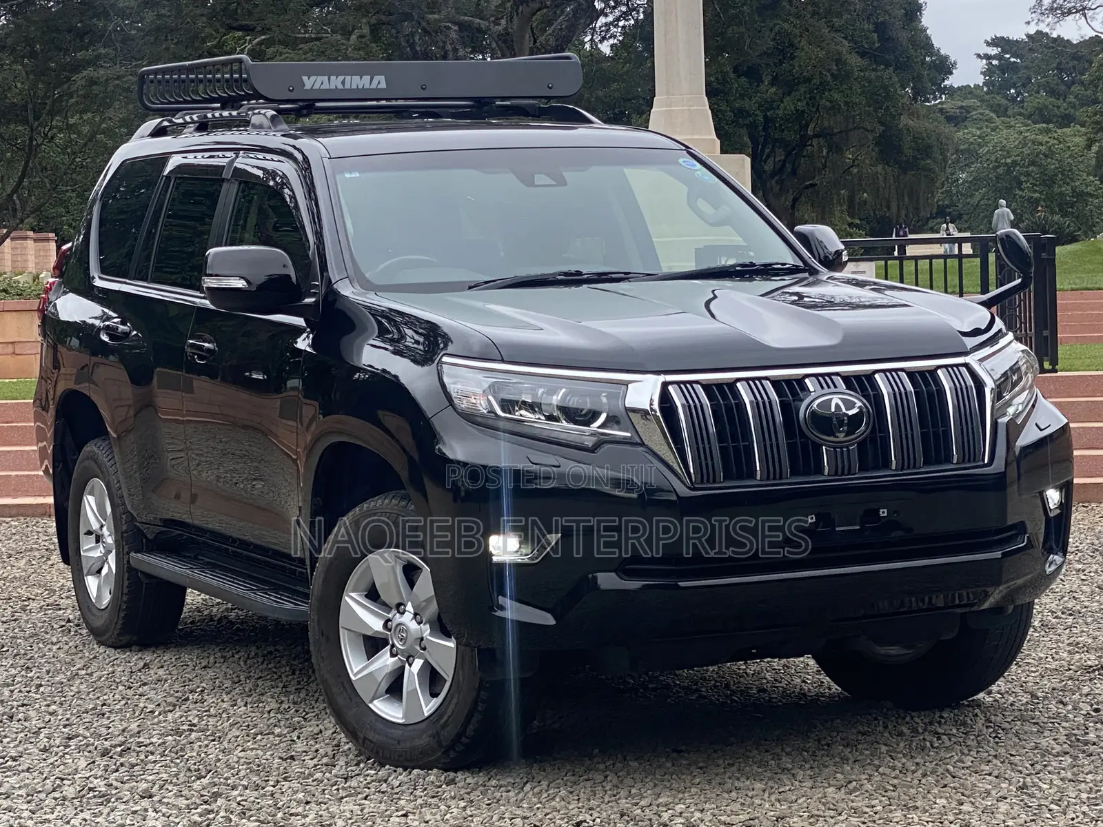 Toyota Land Cruiser Prado 2.7 2020 Black